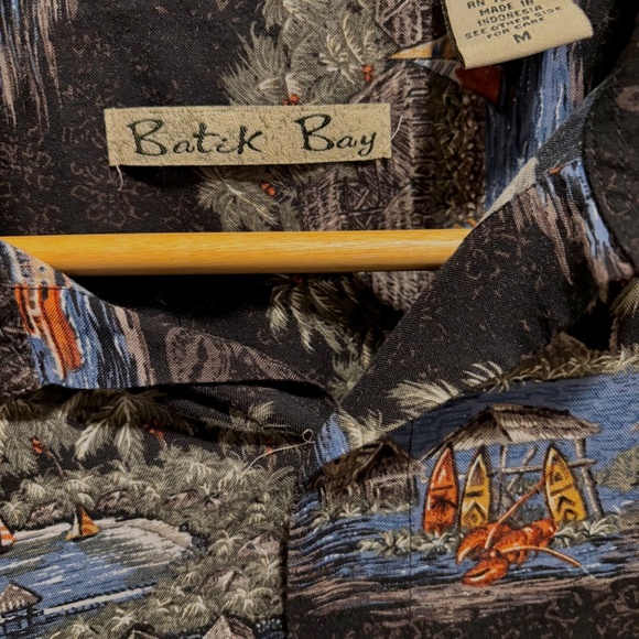 Beach Design Button Down Shirt - Picture 10 of 13